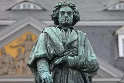 Er ist nicht zu fassen: Ludwig van Beethoven. 