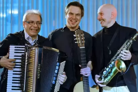 Vincenzo Carduccio, Betrand Le Guillou und Olaf Schönborn (von links) haben sich zum Ensemble „Triologie“ zusammengefunden. 