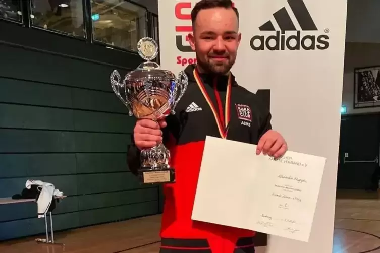  Souver&auml;ner Titeltr&auml;ger: Aleksandar Blagojevic.