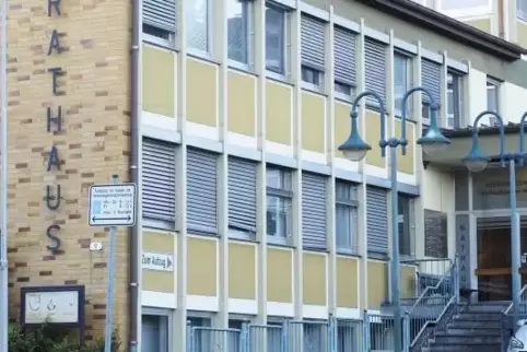 Die Verwaltung bittet darum, Amtsgeschäfte per E-Mail oder telefonisch zu erledigen.