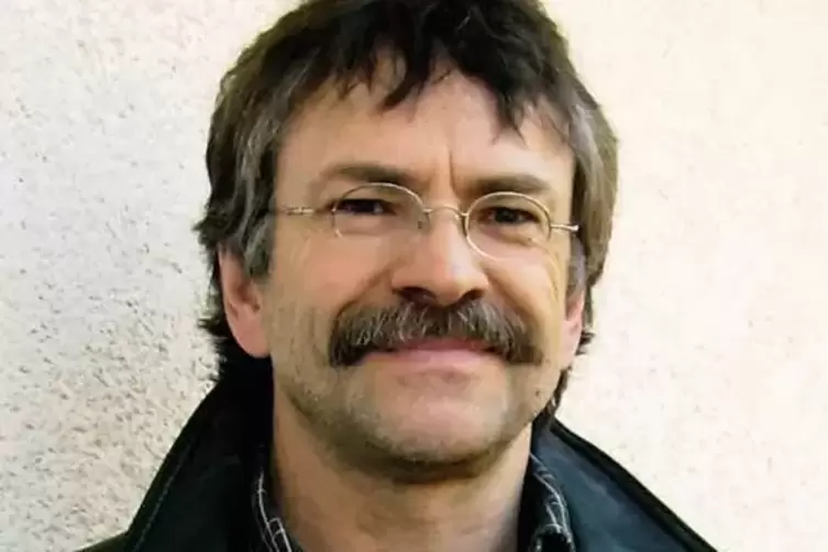Produziert Bestseller am Flie&szlig;band: Rita Falk. Hier 2019 bei der Premiere der Verfilmung ihres Krimis &bdquo;Leberk&auml;sjunkie&ldquo;.