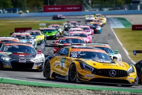 Im ADAC GT Masters, der stärksten nationalen GT3-Serie, soll der Mercedes-AMG aus dem Vorjahr zum Einsatz kommen.