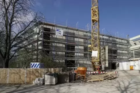 Zurzeit Baustelle: das Albert-Einstein-Gymnasium. 