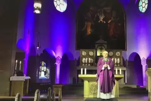 In verschlossener Kirche: Online-Gottesdienst mit dem Bischof auf Maria Rosenberg. 