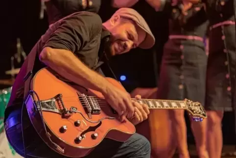 Cover von Andreas Bachs Gitarrenschule.