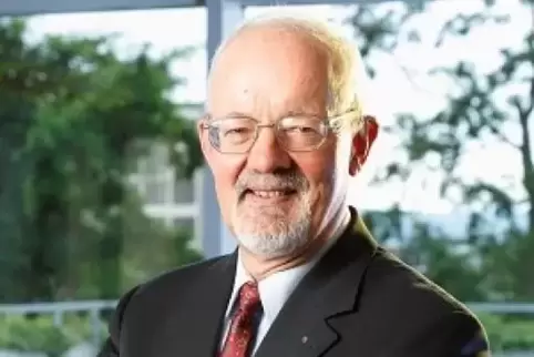 Friedhelm Hufen
