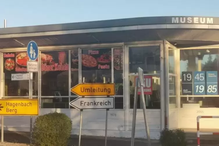 Umleitung am ehemaligen Zollpavillon in Lauterbourg. 