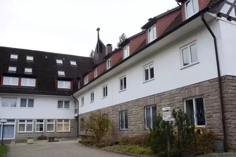 50 Plätze für Pflegebedürftige sollen in der Bildungs- und Freizeitstätte Heilsbach bereitgestellt werden. 