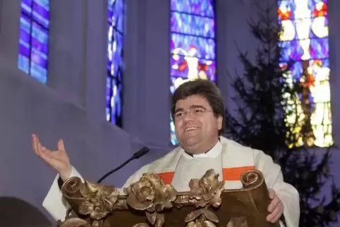 Den Sonntags-Gottesdienst mit Pfarrer Wolfgang Emanuel überträgt der Offene Kanal. 