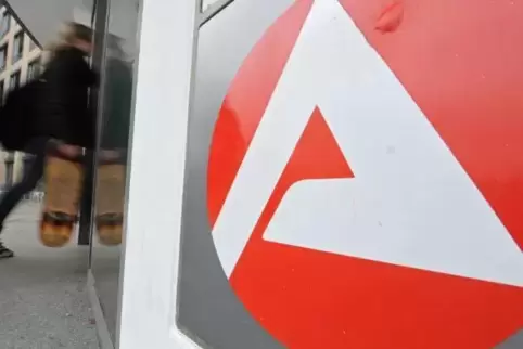 Noch wirkt sich die Corona-Krise nicht auf die Arbeitsmarktzahlen in der Saarpfalz aus.