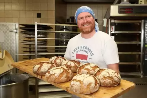 Backt jetzt Brot: Daniel Haslberger.