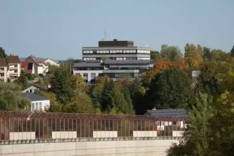 Mit dem Geld sollen Gesundheitsamt und Katastrophenschutz entlastet werden.