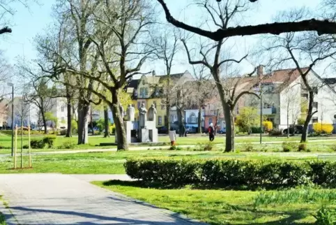 Die Parks sind menschenleer. Wo es Verstöße gibt, drohen Bußgelder.
