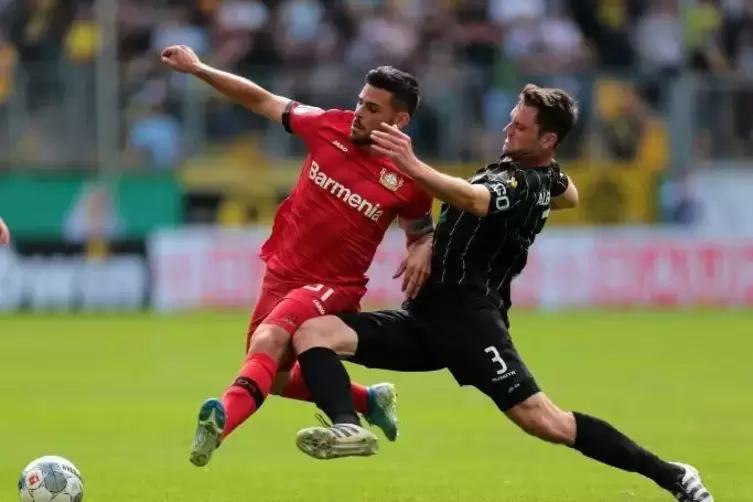 Ein Höhepunkt von Alexander Heinzes Zeit in Aachen: das DFB-Pokal-Spiel im August 2019 vor 30.000 Zuschauern gegen Bayer Leverku