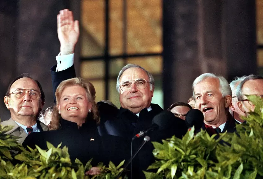 Helmut Kohl bei den Feierlichkeiten zur Deutschen Einheit am 3. Oktober 1990 in Berlin.