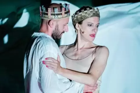Die Festspiele 2019: Moritz Grove als Gunther und Inga Busch als Brünhild.