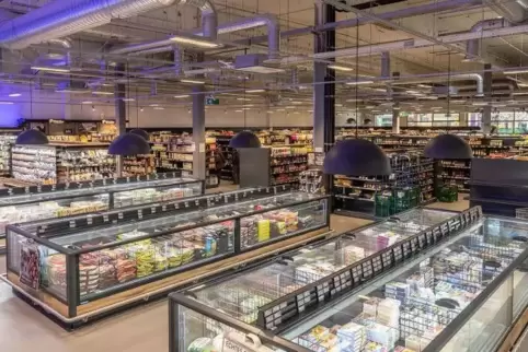 Ein Teil des Supermarktes wurde bereits umgestaltet – etwa die Tiefkühlabteilung.