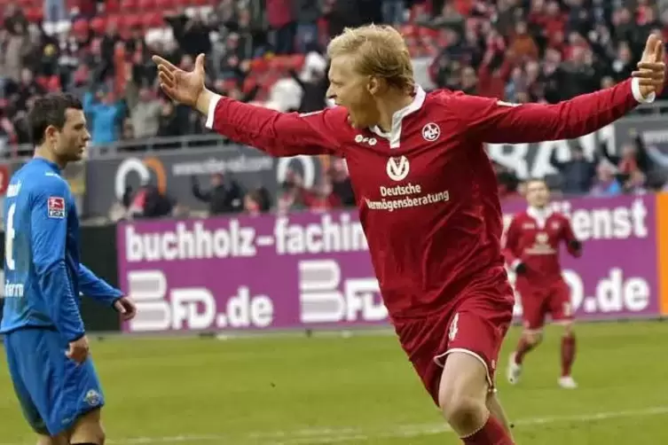 Das war im Jahr 2010: Manuel Hornig bejubelt als Profi des 1. FC Kaiserslautern sein Tor zum 3:0-Endstand gegen den SC Paderborn