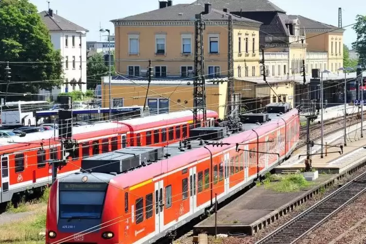 Am verlängerten Osterwochenende fahren keine Züge zwischen Neustadt (Foto) und Kaiserslautern 