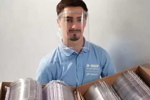 Schnelle Hilfe aus dem 3D-Drucker: Halterungen für Gesichtsschutzmasken.