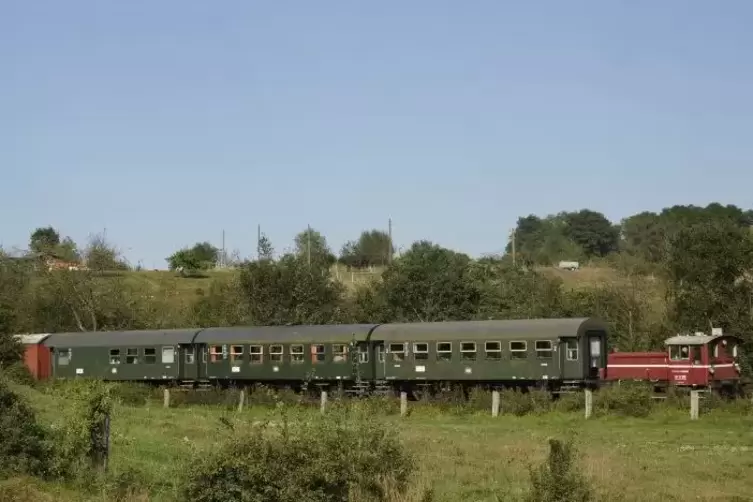 Die Museumsbahn: Wagen und Loks aus den 1950ern.
