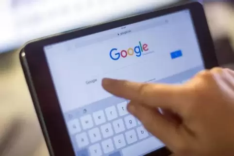 Auch andere Suchanfragen zum Coronavirus waren bei Google hoch im Kurs. 