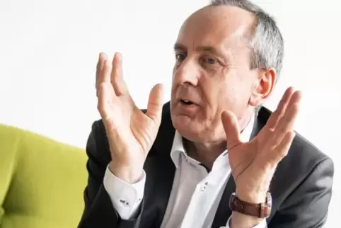 Konrad Wolf (SPD) spricht sich für schnelle Hilfen für Studenten in der Corona-Krise aus. 