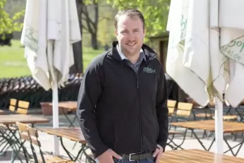 „Es ist für uns betriebswirtschaftlich unmöglich zu planen“, sagt Tobias Maurer, Betreiber des Bremerhofs.