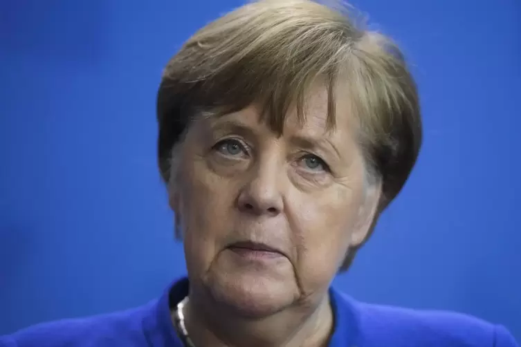 In einer Regierungserklärung vor dem Bundestag hat Bundeskanzlerin Angela Merkel (CDU) am Donnerstagmorgen ihre Politik zur Bewä