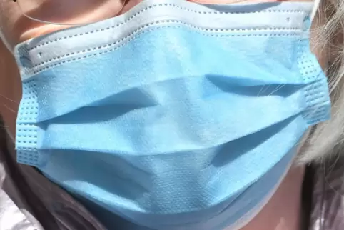 Wer einen Termin im Kreishaus oder bei einer der Donnersberger VG-Verwaltungen hat, muss ab Montag eine Schutzmaske tragen. Wer einen Termin im Kreishaus oder bei einer der Donnersberger VG-Verwaltungen hat, muss ab Montag eine Schutzmaske tragen.
