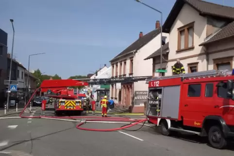 Am Freitag gegen 14.45 Uhr brannte des in der Saar-Pfalz-Straße in Homburg-Jägersburg.