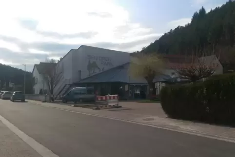 Wenigstens sehen können die Senioren in Hinterweidenthal ihre Angehörigen wieder - dank gespendeten Tablets.