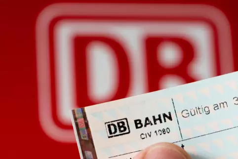 Wer eine Bahnreise über das kommende lange Wochenende geplant hatte und nicht antreten will, kann seine Fahrkarte in einen Gutsc