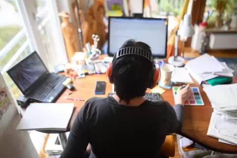 ch in „Homeoffice für (fast) alle“-Zeiten stellt ein beruflicher Neubeginn die Beteiligten vor ganz neue Herausforderungen.