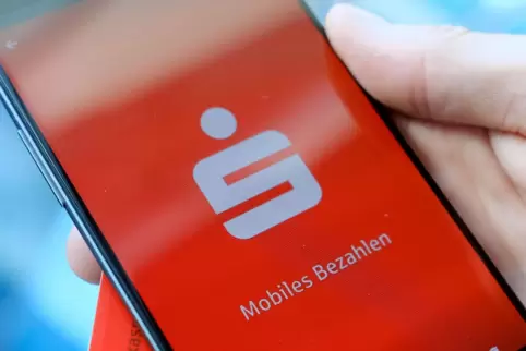 Verweist auf ihre mobilen Dienste: die Sparkasse.