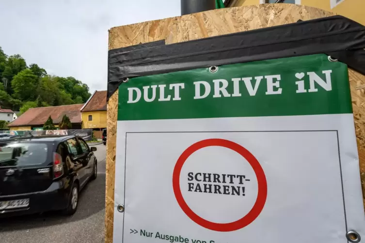 Als Dult wird in Bayern ein Jahrmarkt mit Volksfestcharakter bezeichnet. 