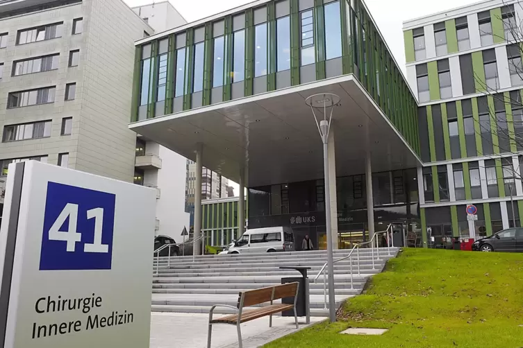 An den Universitätskliniken in Homburg sollen die Fäden der Studie zusammenlaufen.