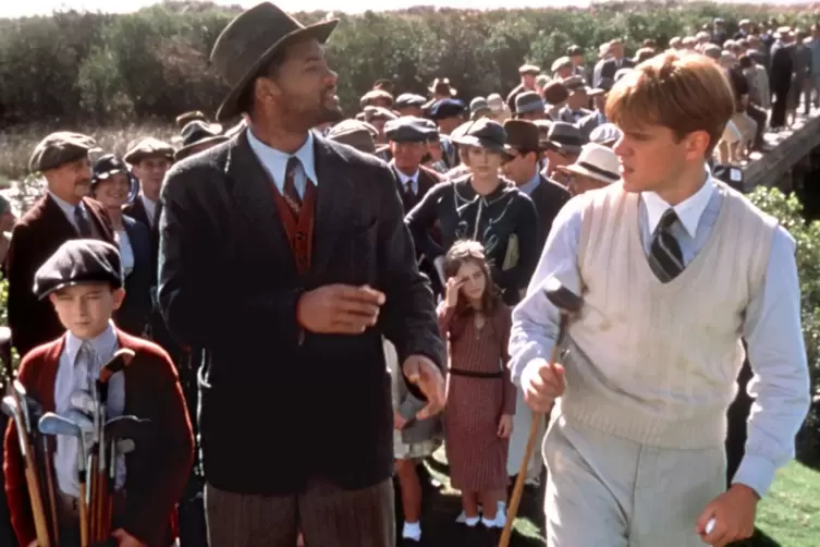 Matt Damon (rechts) entdeckt durch Caddy Will Smith in &bdquo;Die Legende von Bagger Vance&ldquo; seine Liebe zum Golfsport wieder. 