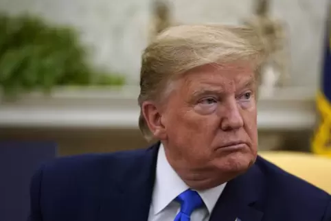 „Das ist wirklich der schlimmste Angriff, den wir jemals hatten“, sagte Trump am Mittwoch im Weißen Haus über das Coronavirus. 