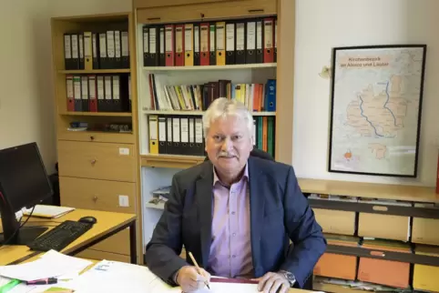 War 47 Jahre im Dienst der Kirche: Erhard Hübner, Leiter des protestantischen Verwaltungsamts Otterbach, geht in den Ruhestand. 