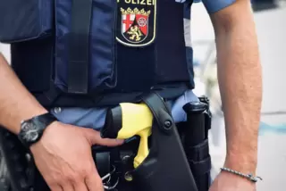 Polizeistreifen in Ludwigshafen sind seit knapp zwei Jahren mit Stromstoßpistolen ausgerüstet.