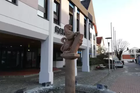 Der Ramsteiner Stadtrat hat in seiner Sitzung am Donnerstag den Bau eines neuen Seniorenheims in der Marktstraße auf den Weg geb