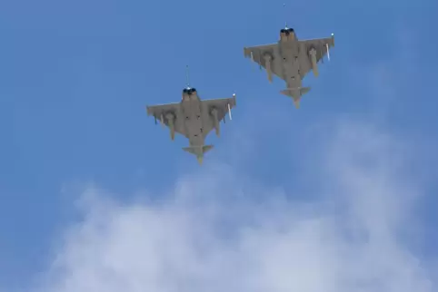 Zwei Eurofighter bei einer Übung 2017 in Israel. 