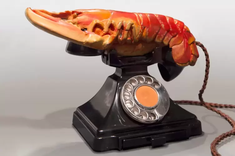 Surrealistischer Klassiker: Dal&iacute;s &bdquo;Hummertelefon&ldquo;, 1938 .