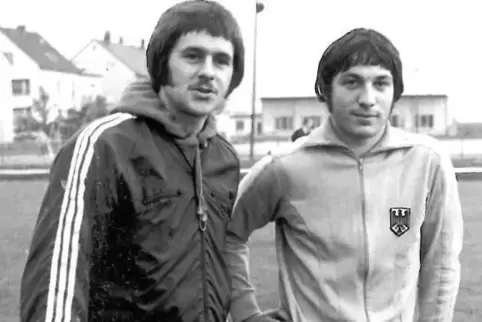 Hockey-Legenden aus der Pfalz, die vom Olympiaboykott betroffen waren: Peter Trump (links) und Heiner Dopp (auf dem Bild von 197