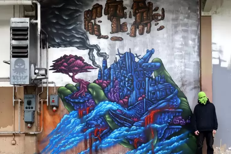 „Ins Paffe“ hat Carl Kenz auch schon geschafft: Ein Werk des Street-art-Künstlers ziert das Pfaff-Areal. Beim Live-Stream in der