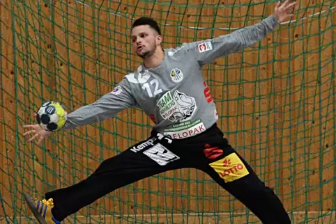 Daniel Schlingmann steht bei der TSG Haßloch nicht nur zwischen den Pfosten, sondern absolviert in dem Verein auch eine Ausbildu