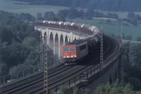 Als die Nachfrage 2010 nach Überwindung der Krise wieder anzog, hatte die DB teilweise Mühe, den Verkehr zu bewältigen. 