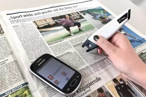 Mit Mobiltelefon und Scanstift: So funktioniert „Lesewert“.