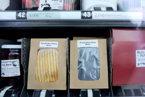 Im Zalat-o-Maten gibt es jetzt auch Masken. 